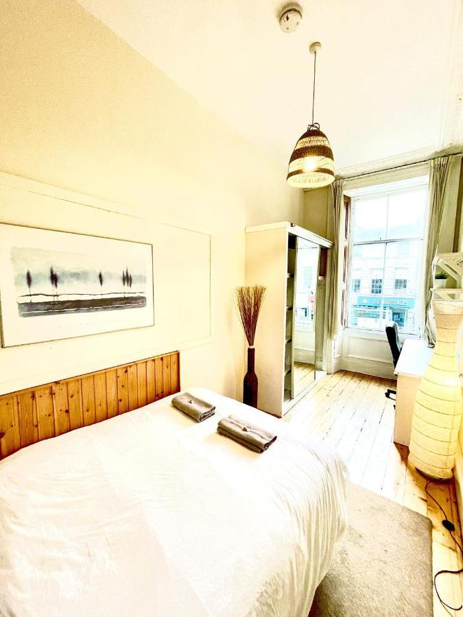 Central Edinburgh - Large Groups Appartement Buitenkant foto