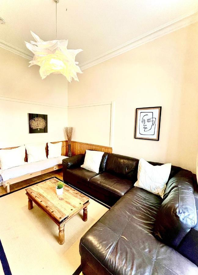 Central Edinburgh - Large Groups Appartement Buitenkant foto